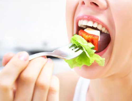 Por qué comer con culpa engorda y nos quita la alegría